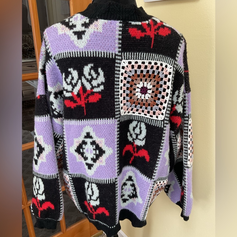 NEW POL CROCHET GRANNY SQUARE SWEATER - Picture 3 of 4